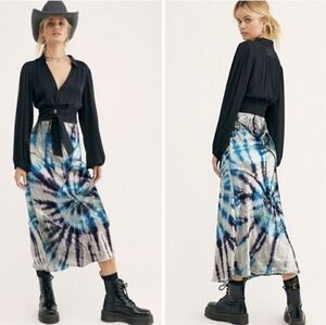FREE People serious swagger tie dye velvet skirt